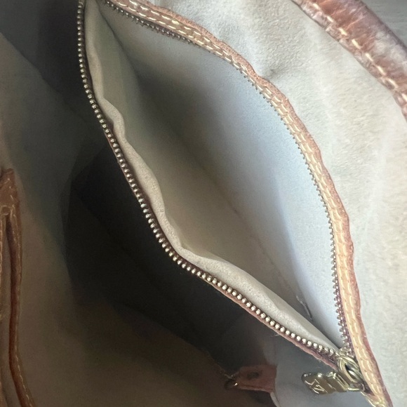 Louis Vuitton Brown GM bucket - Picture 16 of 16